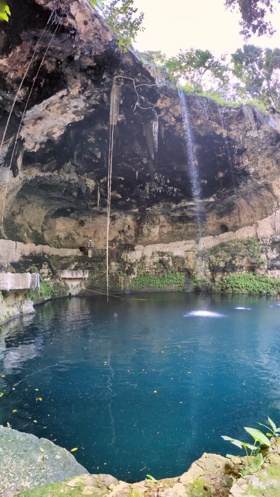 Digital Nomad in Mexico bathing in a Cenote.