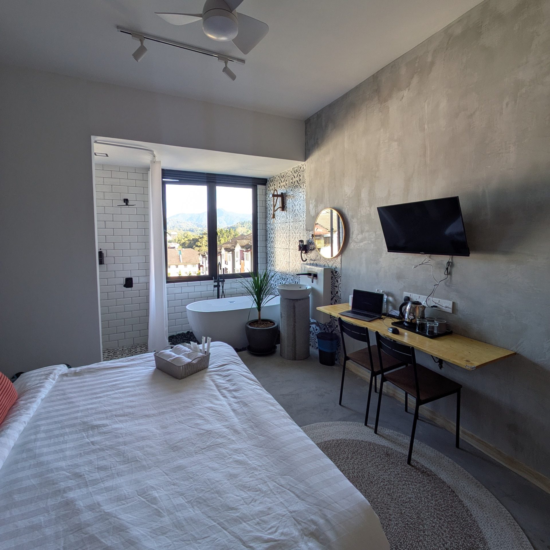 Silvan Garden Hotel room, perfect Digital nomads in Malaysia.
